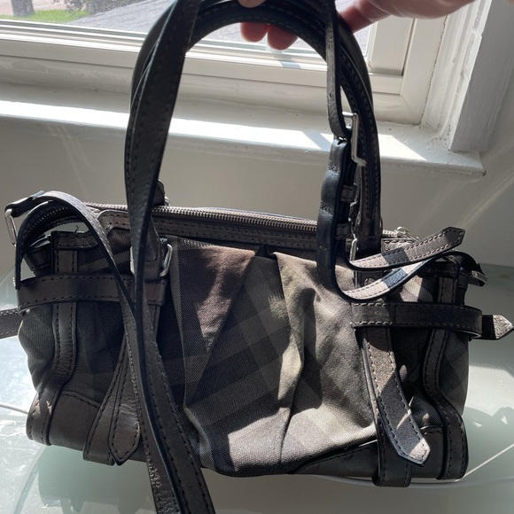 Burberry Bag - Picture 2 of 4